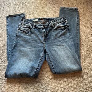 Kut from the Kloth Katy Boyfriend jeans size 6